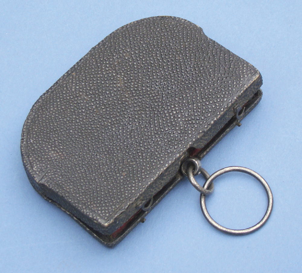 TRANSITIONAL MAGNETISM — AN EXCEPTIONAL SILVER-MOUNTED LODESTONE-LIKE ARTIFICIAL MAGNET DSC09653 TRANSITIONAL MAGNETISM — AN EXCEPTIONAL SILVER-MOUNTED LODESTONE-LIKE ARTIFICIAL MAGNET