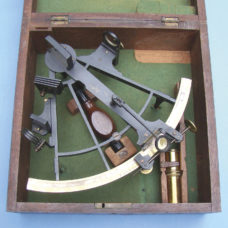 GOOD AMERICAN SEXTANT OUTFIT