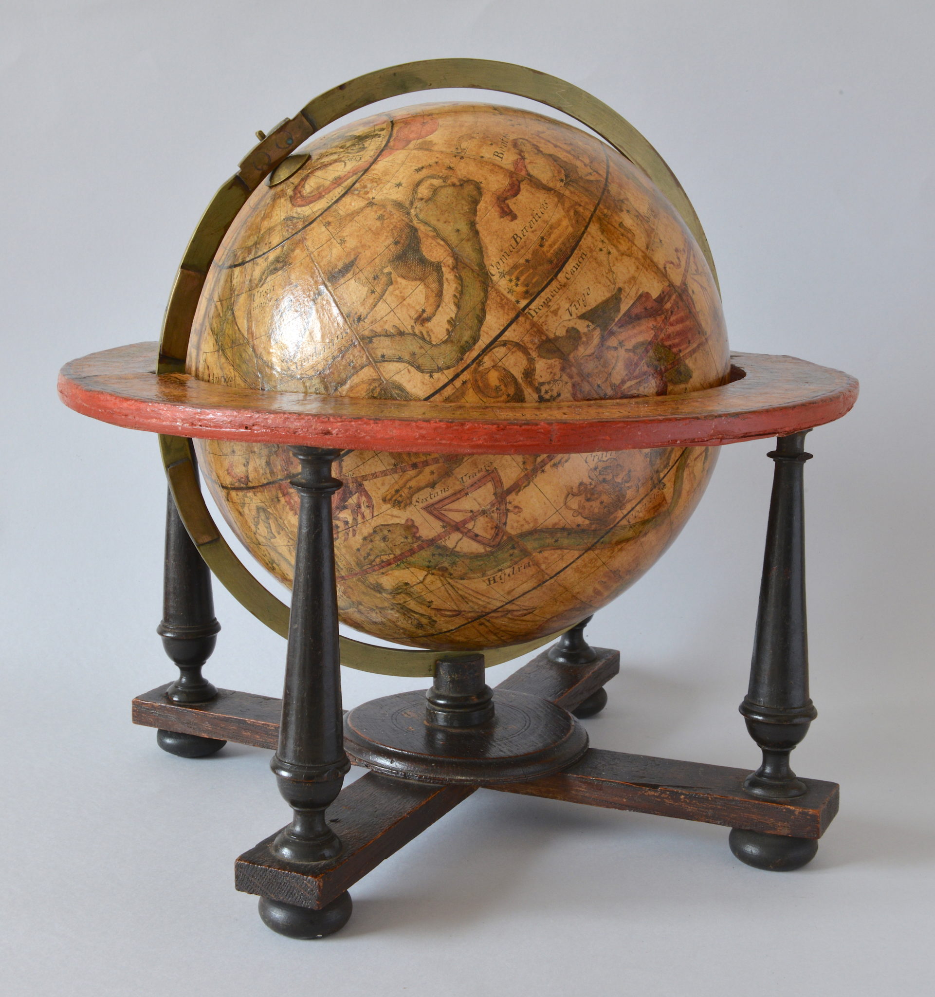Celestial library globe signed Mattheus Seutter made in Augsbourg circa 1710. Globe-celeste-Mattheus-Seutter-SARL82-01 Celestial library globe signed Mattheus Seutter made in Augsbourg circa 1710.