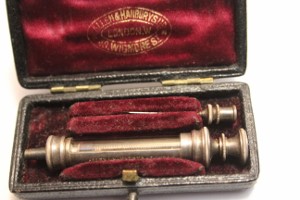 ~FINE GLASS AND STEEL MORPHINE SYRINGE-CASED C.1900~ morph1 (300×200) ~FINE GLASS AND STEEL MORPHINE SYRINGE-CASED C.1900~