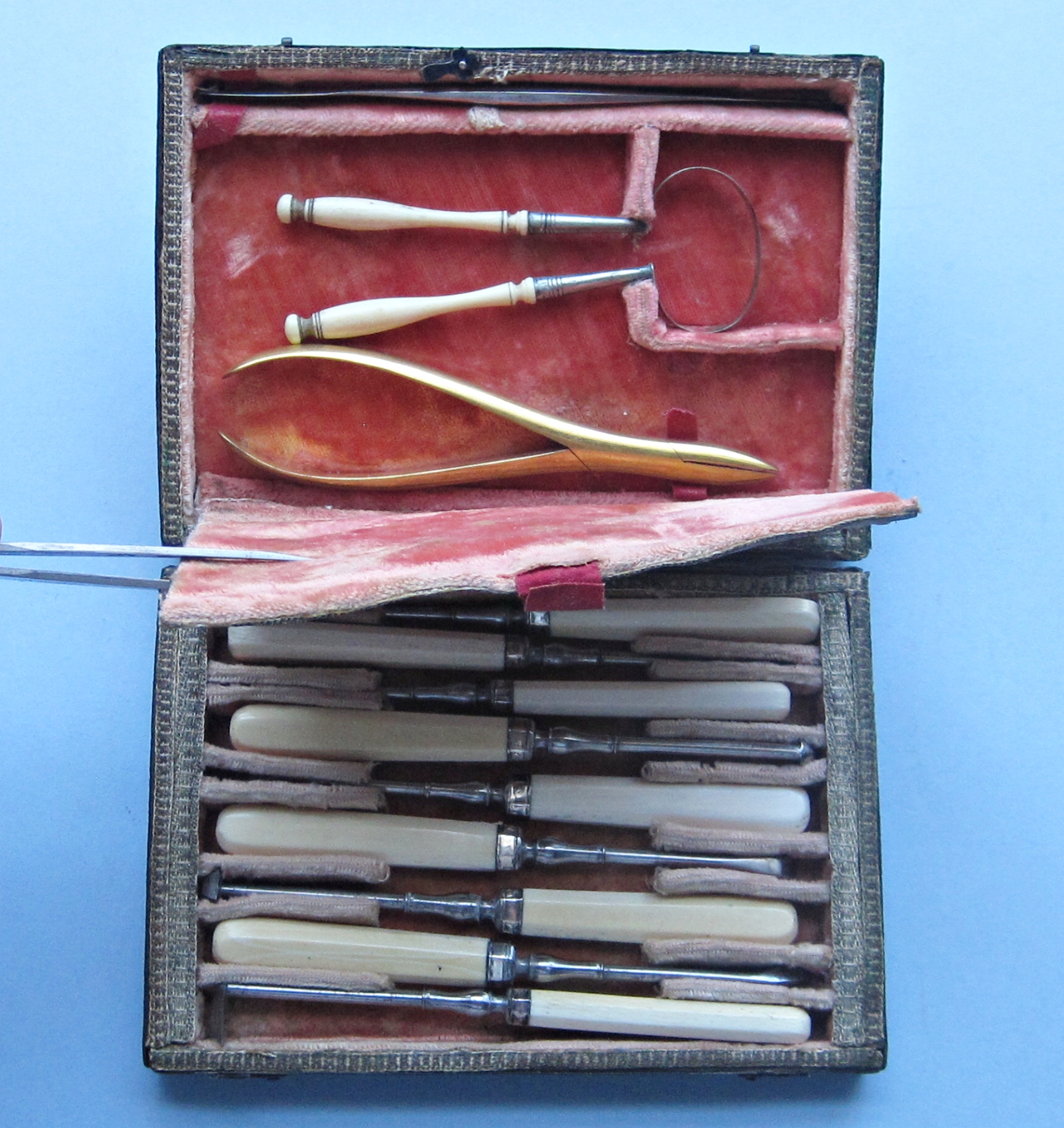 Unusual C1830 Dental Set with Bone Handles DentalHyg1 Unusual C1830 Dental Set with Bone Handles