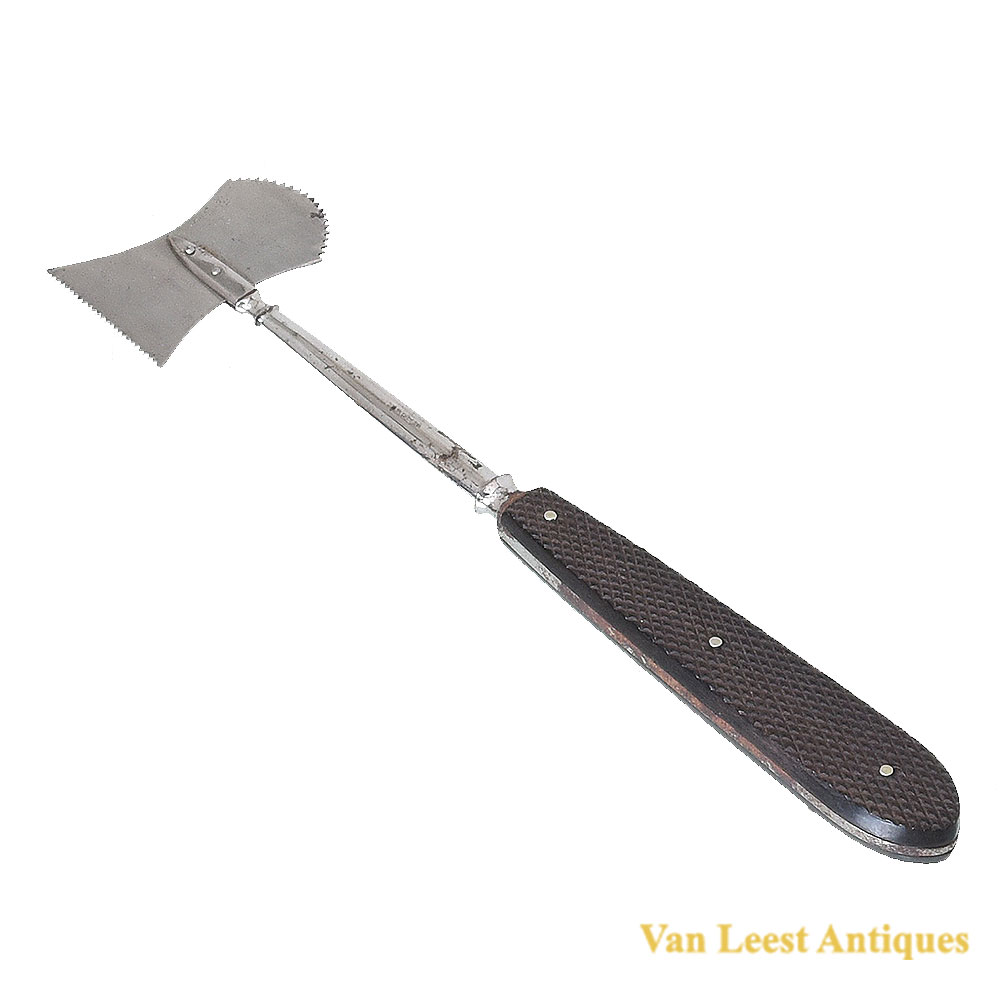 19th century Hey’s Skull saw by Atkens 441011h-3 19th century Hey’s Skull saw by Atkens – Van Leest Antiques (1) 19th century Hey’s Skull saw by Atkens