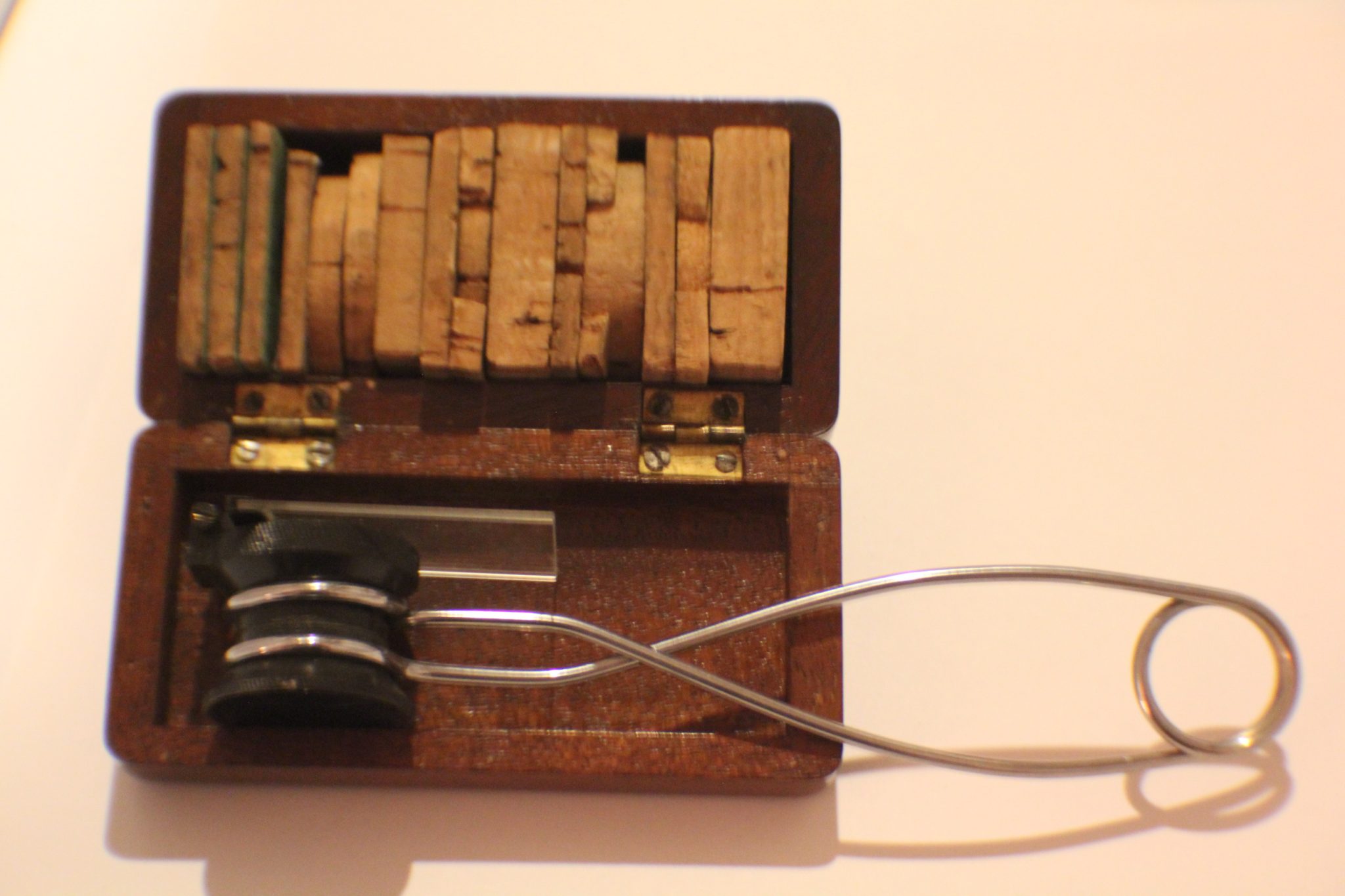 ~EXCEPTIONAL TOURMALINE TONGS WITH CASED SAMPLES~ tour1 (2) ~EXCEPTIONAL TOURMALINE TONGS WITH CASED SAMPLES~